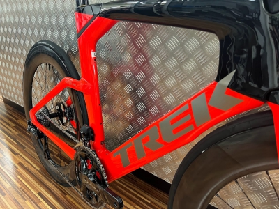 Trek SpeedConcept9 Bike World Lux