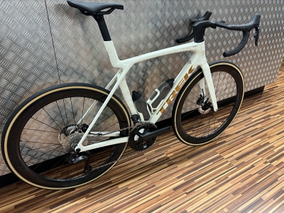 New Madone SLR Bike World Lux